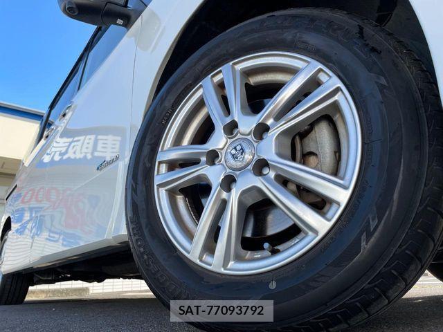 Nissan SERENA 2018-02 7619966-13