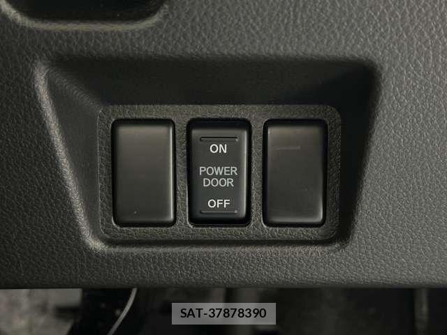 Nissan SERENA 2015-10 7619972-16