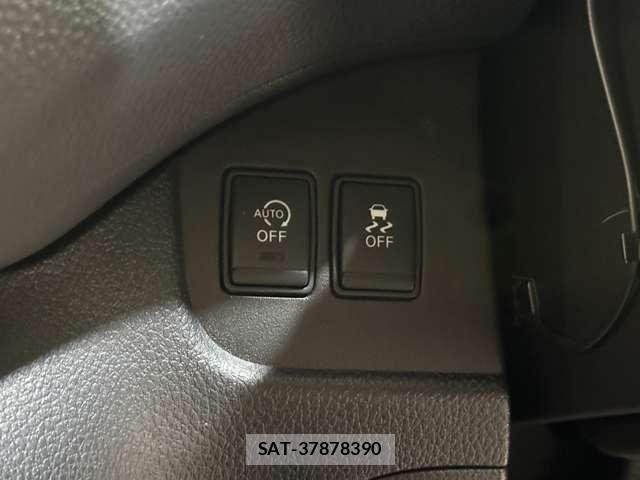 Nissan SERENA 2015-10 7619972-17