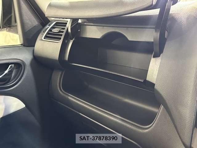 Nissan SERENA 2015-10 7619972-26