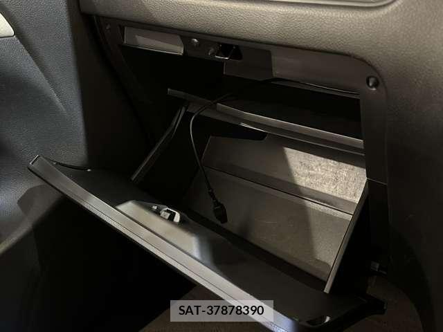 Nissan SERENA 2015-10 7619972-27