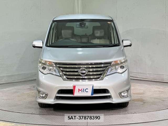 Nissan SERENA 2015-10 7619972-2