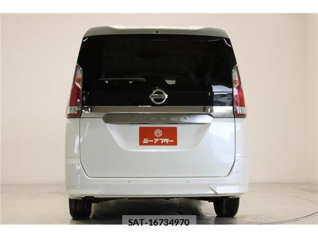Nissan SERENA 2017-09 7619969-10