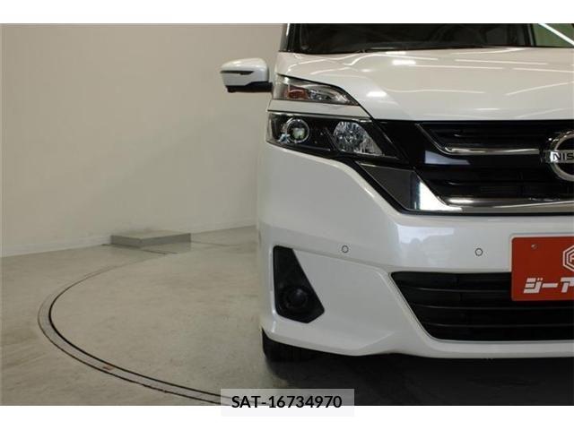Nissan SERENA 2017-09 7619969-15