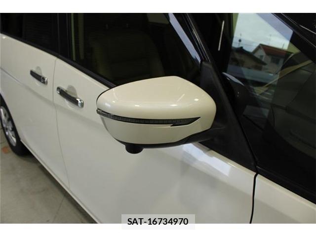 Nissan SERENA 2017-09 7619969-20