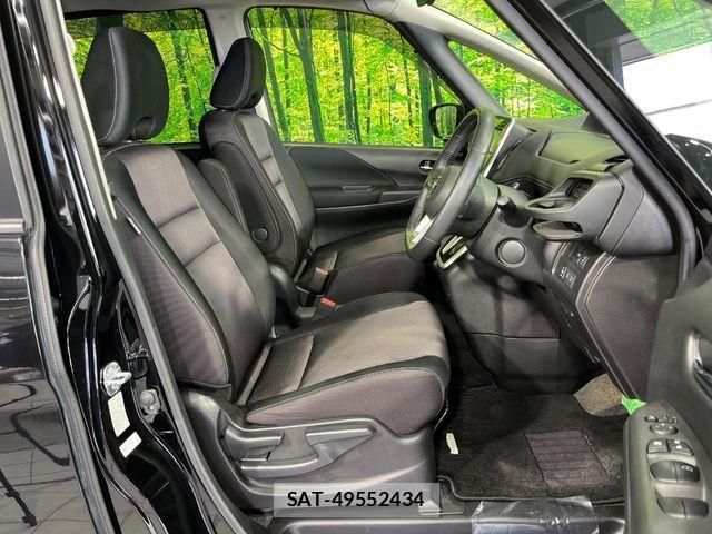 Nissan SERENA 2017-03 7728545-7