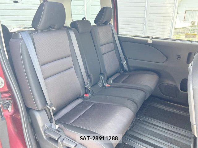 Nissan SERENA 2017-01 7728544-12