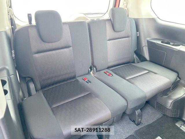 Nissan SERENA 2017-01 7728544-13