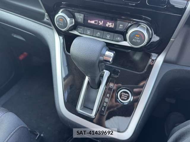 Nissan SERENA 2016-09 7728566-12