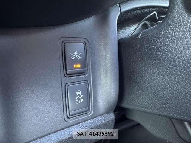 Nissan SERENA 2016-09 7728566-14