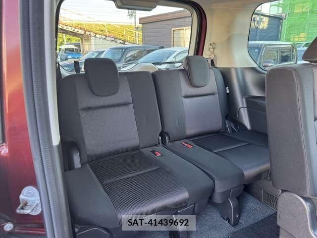 Nissan SERENA 2016-09 7728566-23