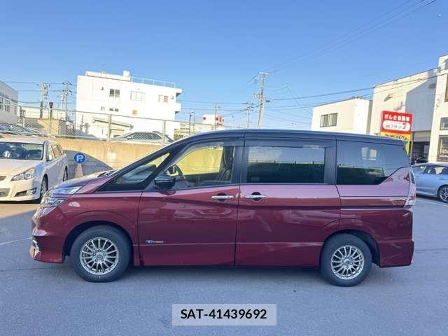 Nissan SERENA 2016-09 7728566-5