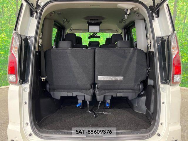 Nissan SERENA 2016-10 7728546-9