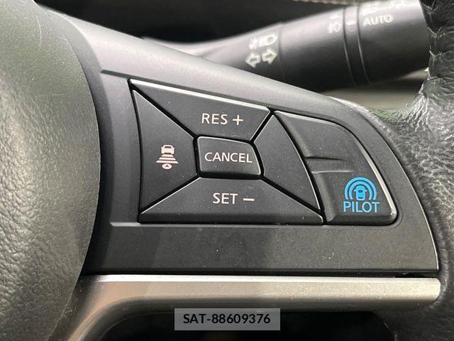 Nissan SERENA 2016-10 7728546-3