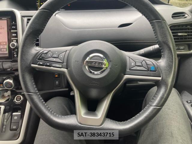 Nissan SERENA 2017-03 7728547-16
