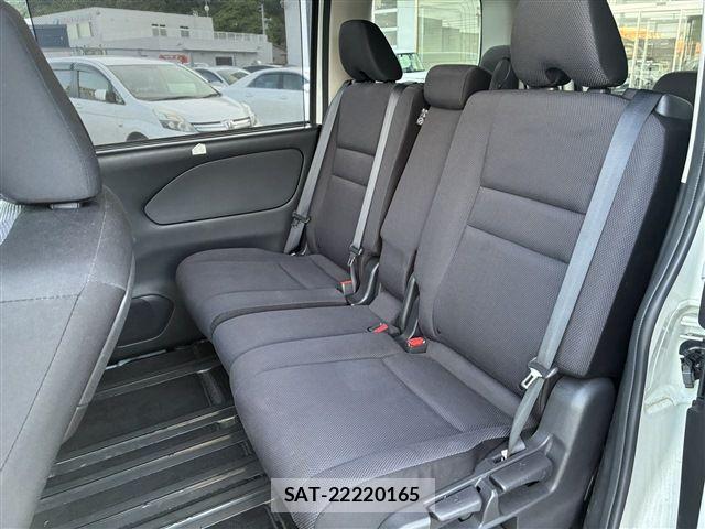 Nissan SERENA 2016-12 7728561-15