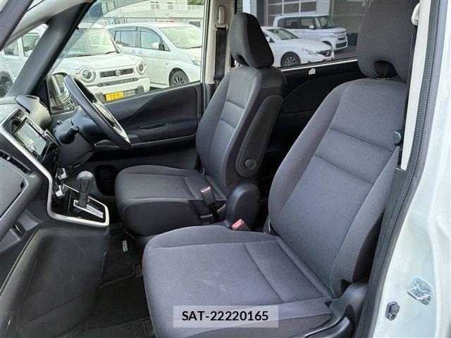 Nissan SERENA 2016-12 7728561-17