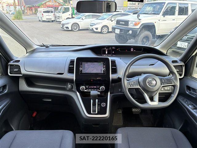 Nissan SERENA 2016-12 7728561-21