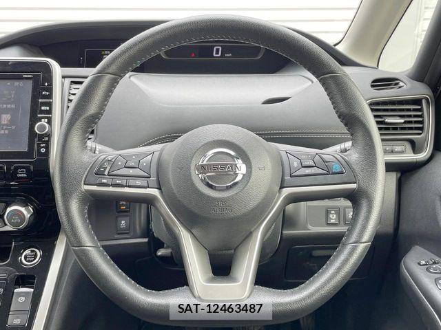 Nissan SERENA 2017-03 7789088-19