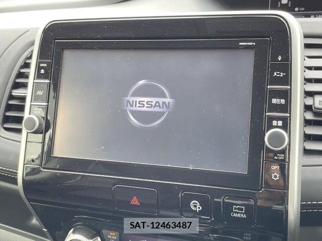 Nissan SERENA 2017-03 7789088-2