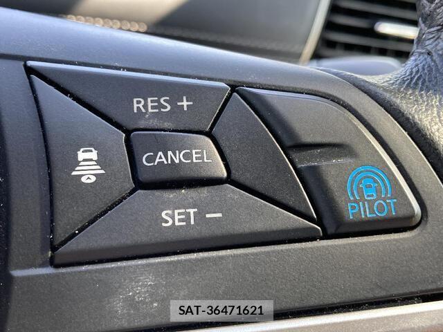 Nissan SERENA 2017-07 7789093-12