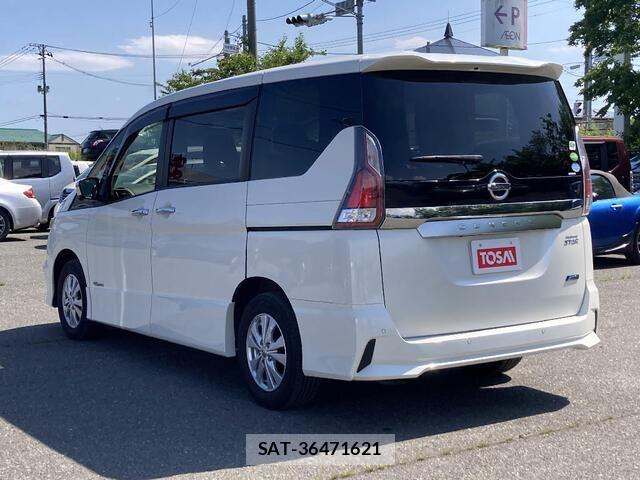 Nissan SERENA 2017-07 7789093-24