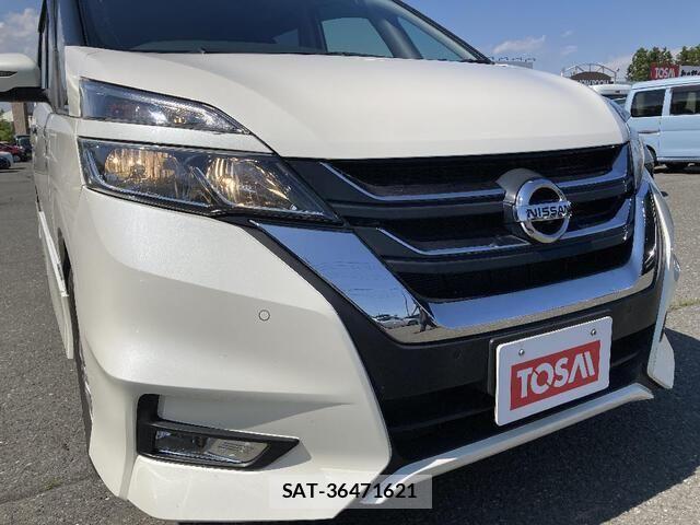 Nissan SERENA 2017-07 7789093-26
