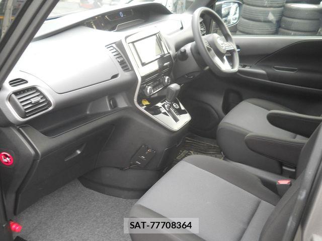 Nissan SERENA 2022-05 7789092-14