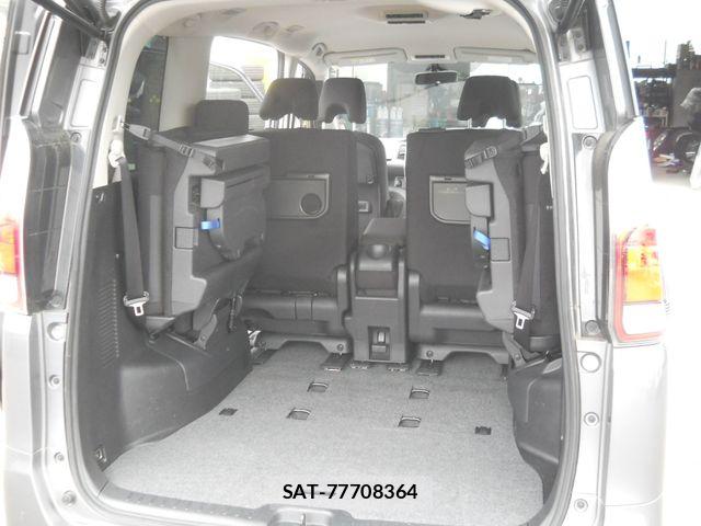Nissan SERENA 2022-05 7789092-18