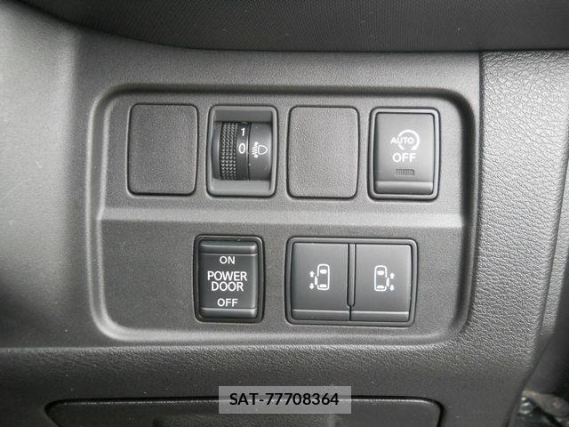Nissan SERENA 2022-05 7789092-26