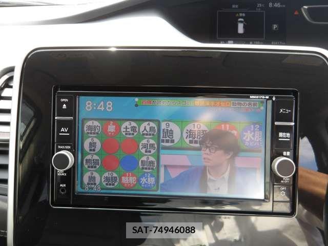 Nissan SERENA 2017-12 7879398-13