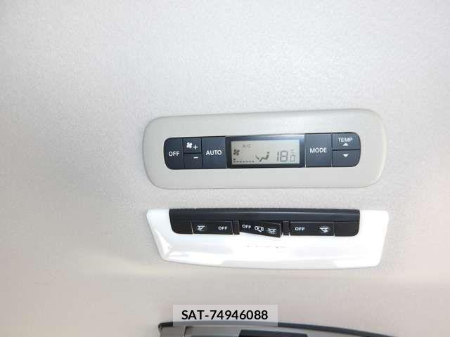 Nissan SERENA 2017-12 7879398-19