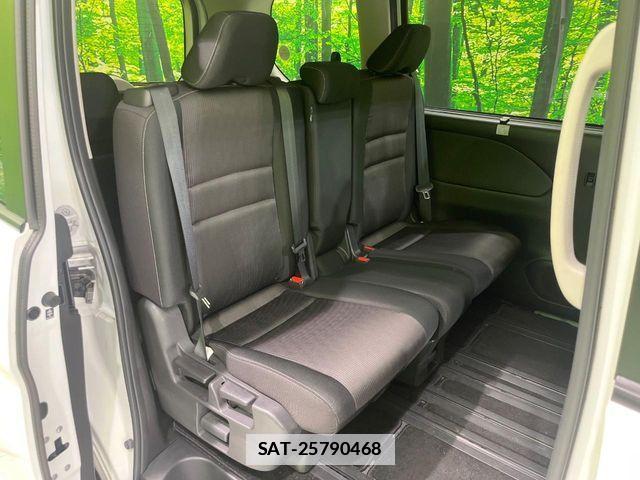 Nissan SERENA 2018-10 7879396-8