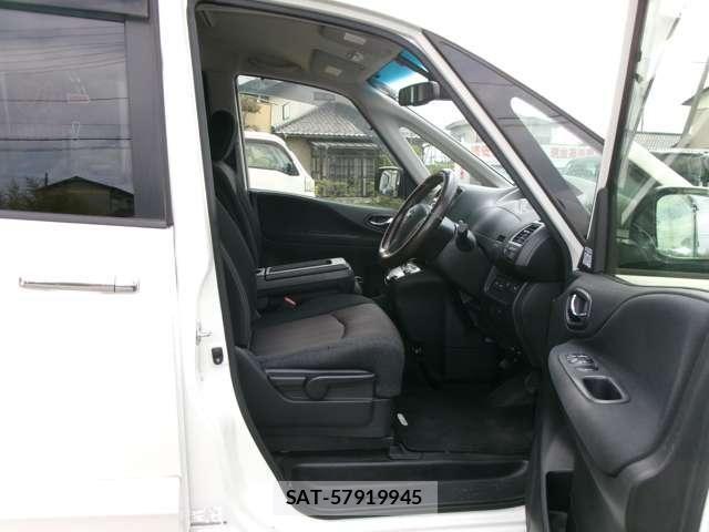 Nissan SERENA 2014-11 7963743-14