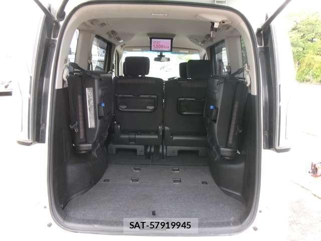 Nissan SERENA 2014-11 7963743-24