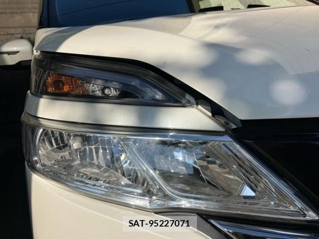Nissan SERENA 2018-03 7963742-6