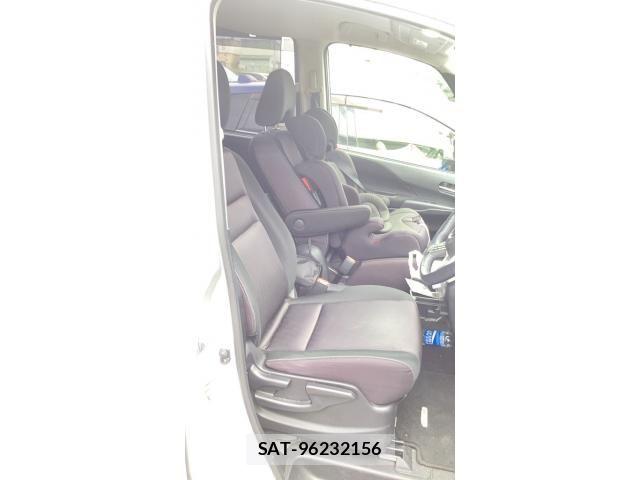 Nissan SERENA 2016-10 8038207-10