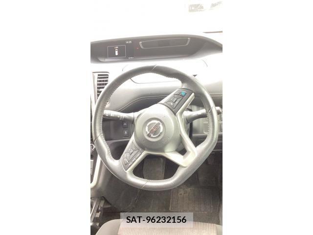 Nissan SERENA 2016-10 8038207-12