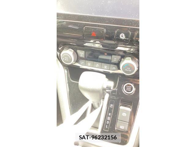 Nissan SERENA 2016-10 8038207-15