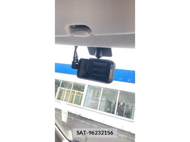 Nissan SERENA 2016-10 8038207-22