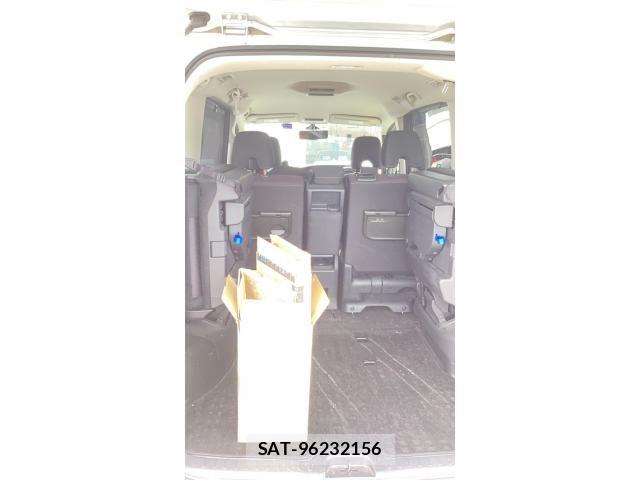 Nissan SERENA 2016-10 8038207-8