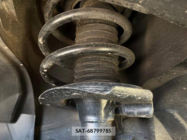 Nissan SERENA 2018-12 8038204-19