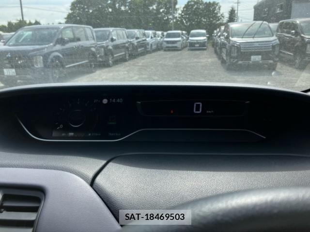 Nissan SERENA 2022-11 8075549-17