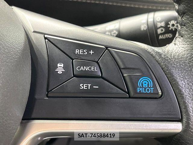 Nissan SERENA 2017-01 8075550-7