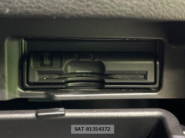 Nissan SERENA 2017-02 8075548-6
