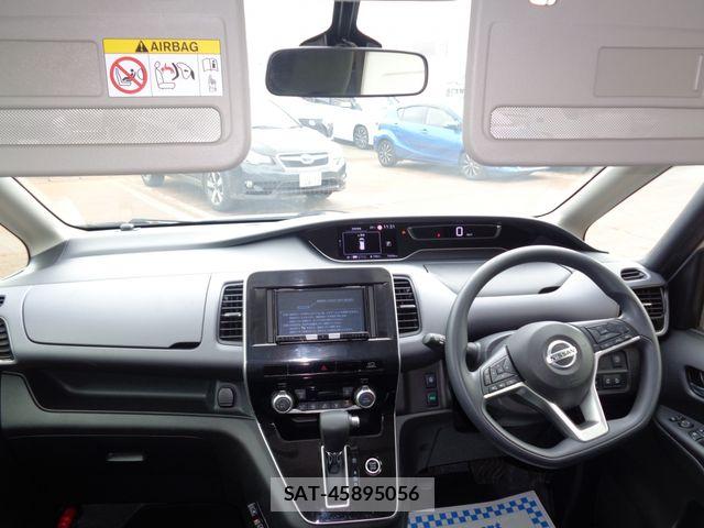 Nissan SERENA 2022-05 8101859-8