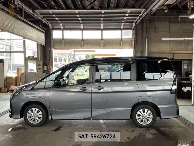 Nissan SERENA 2020-09 8132345-3