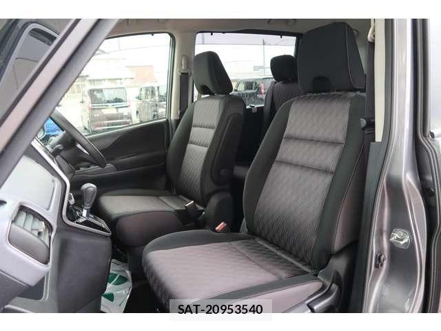 Nissan SERENA 2022-08 8132344-17