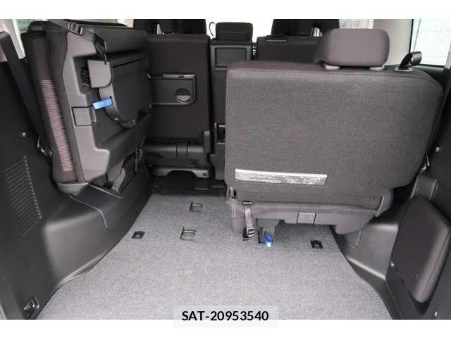 Nissan SERENA 2022-08 8132344-21