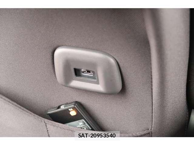 Nissan SERENA 2022-08 8132344-27